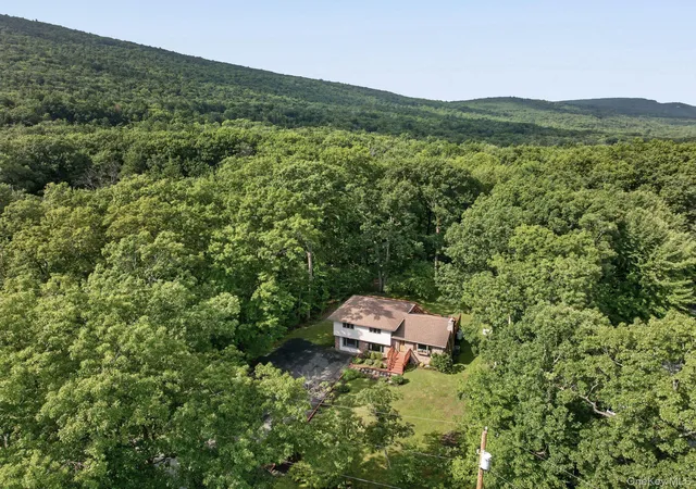 Photo 3 of Sale Pending at 11 Mary Lou Ln, Olive, NY 12481 | MLS# 1012706 | Listing updated on 2026-09-04