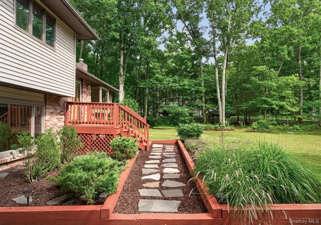 Photo 3 of Sale Pending at 11 Mary Lou Ln, Olive, NY 12481 | MLS# 1012706 | Listing updated on 2026-09-04