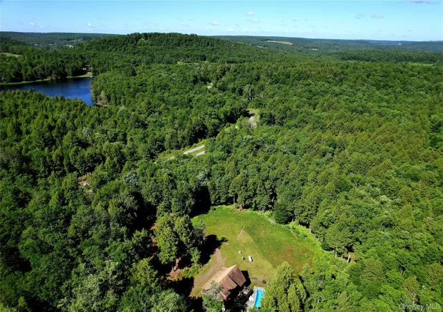 3rd image of 108 Eagles Ridge Wy, Parksville, NY 12768 | MLS# 1012739