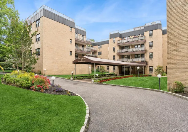1st image of 40 Stoner Ave #1R, Great Neck, NY 11021 | MLS# 1012771