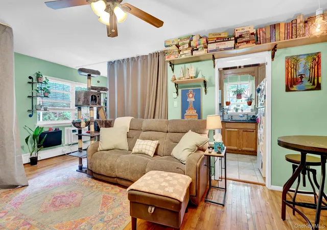 Listing Photo 4 - Condo for sale in building located at 25 Gln Holw Dr, Brookhaven, NY 11742 - Unit #H 37