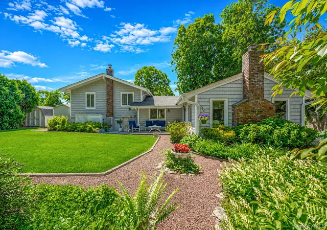 3rd image of 11 Beverly Ln, East Moriches, NY 11940 | MLS# 1012799