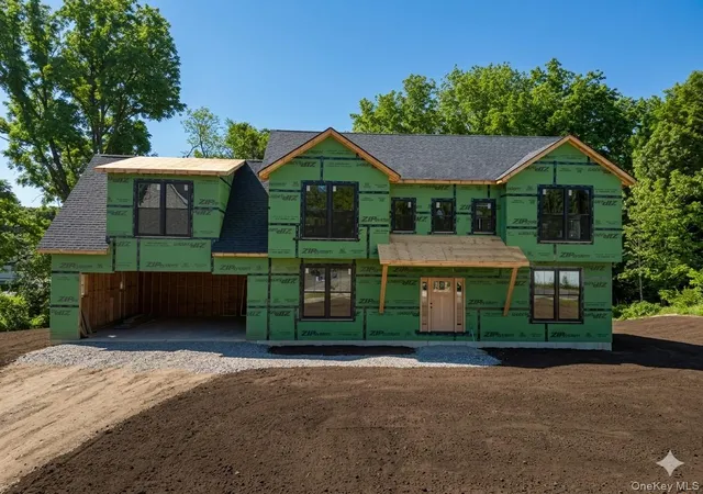 2nd image of 8 Dewey Dr, Newburgh (town), NY 12550 | MLS# 1012837
