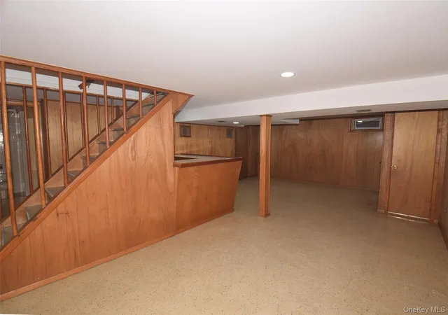 Homes for sale in North Hempstead, NY | 54 Camden Pl, North Hempstead, NY 11040 | MLS# 1012853