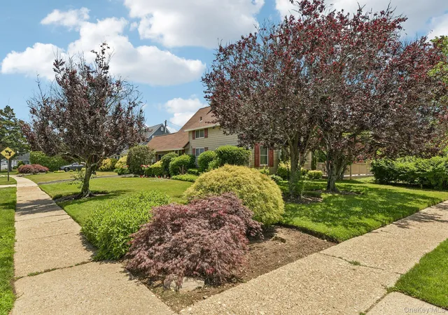 3rd image of 83 Coppersmith Rd, Hempstead, NY 11756 | MLS# 1012866