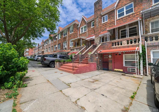 2nd image of 5237 39th Ave, Sunnyside, NY 11104 | MLS# 1012869