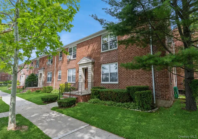 2nd image of 205 15 36th Ave #378, Bayside, NY 11361 | MLS# 1012891