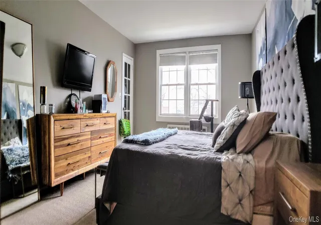 Homes for sale in Yonkers, NY | 3 Lawrence Park Crescent #3, Yonkers, NY 10708 | MLS# 1012893