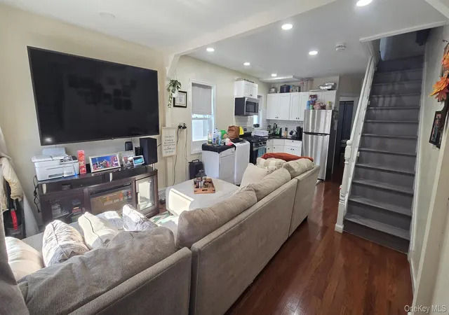 3rd image of 12933 135Th Pl, South Ozone Park, NY 11420 | MLS# 1012898