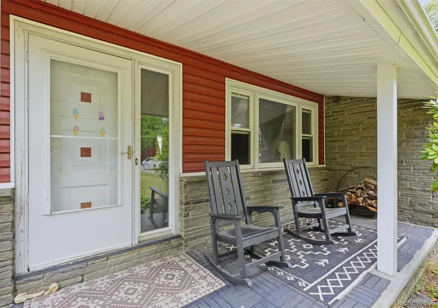 3rd image of 733 State Route 302, Pine Bush, NY 12566 | MLS# 1012899