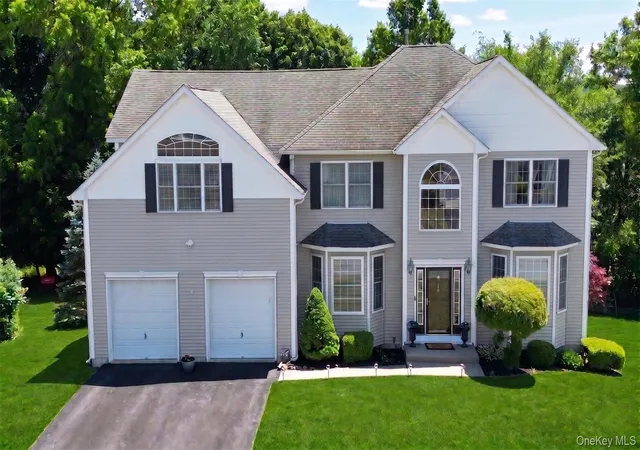 Homes for sale in Chester Town, NY | 19 Grand View Ter, Chester Town, NY 10918 | MLS# 1012919