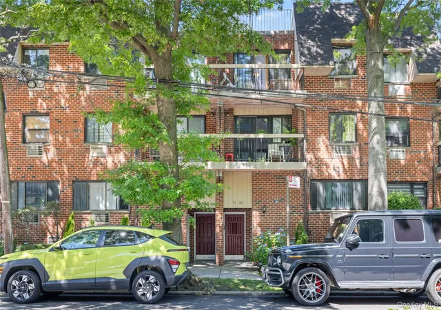 1st image of 71 34 162nd #3, Fresh Meadows, NY 11365 | MLS# 1012945