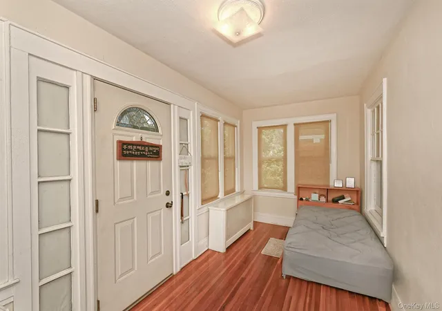 4th image of 51 Bellmore St, Hempstead, NY 11001 | MLS# 1012963