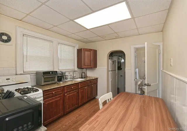 5th image of 51 Bellmore St, Hempstead, NY 11001 | MLS# 1012963