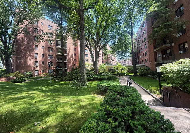 27th image of 3616 Henry Hudson Pkwy #6AN, New York, NY 10463 | MLS# 1012974