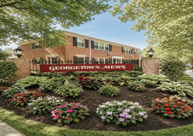 10th image of 6955 150th St #33B, Flushing, NY 11367 | MLS# 1012975
