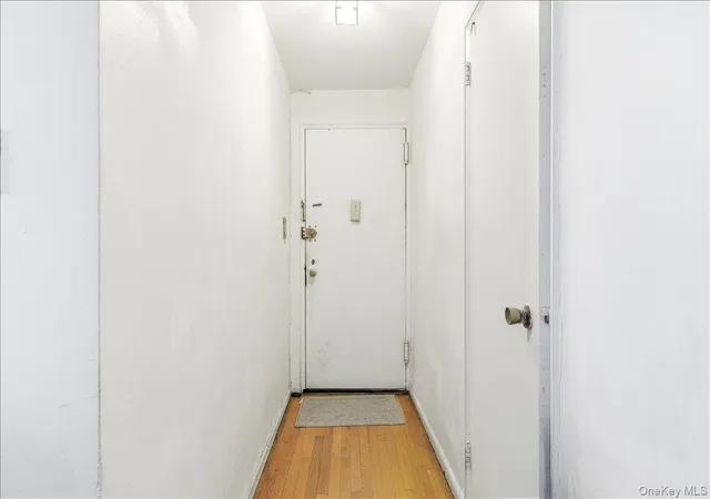4th image of 66-10 Thornton Pl #2E, Rego Park, NY 11374 | MLS# 1012982