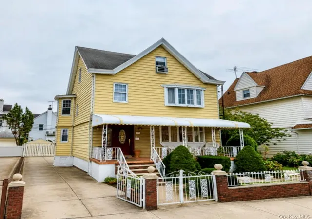 Photo 2 of Sale Pending at 39 Bay 22nd St, Brooklyn, NY 11214 | MLS# 1013002 | Listing updated on 2026-08-30