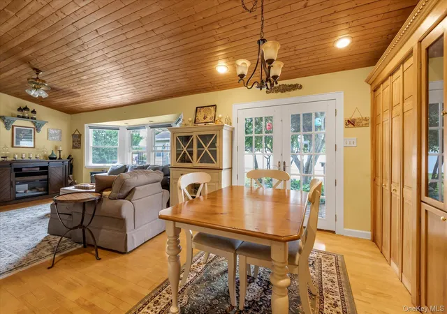 5th image of 31 Sherwood Dr, Islip, NY 11730 | MLS# 1013030