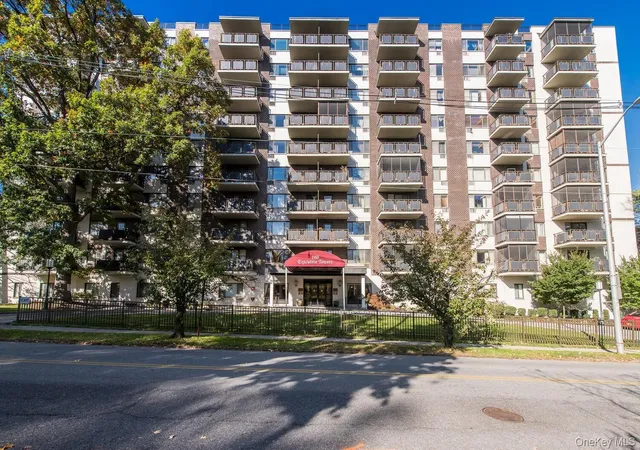 Homes for sale in Poughkeepsie, NY | 160 Academy St #10N, Poughkeepsie, NY 12601 | MLS# 1013042