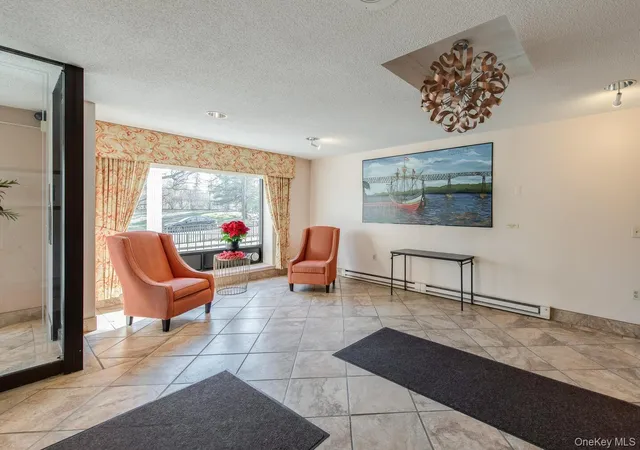 2nd image of 160 Academy St, Poughkeepsie, NY 12601