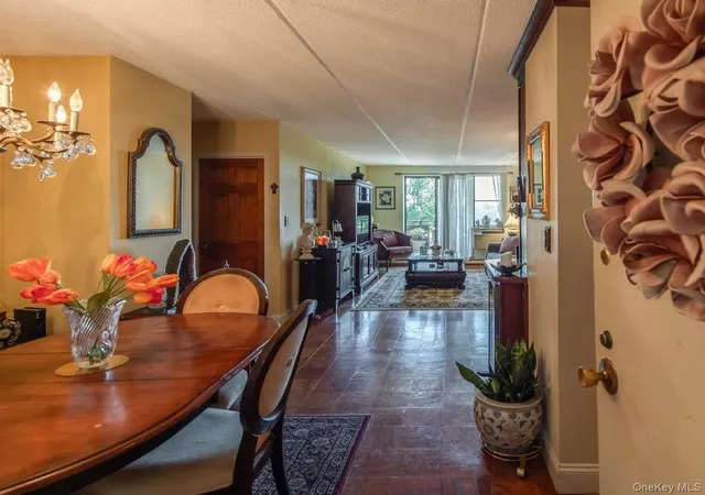 4th image of 160 Academy St, Poughkeepsie, NY 12601