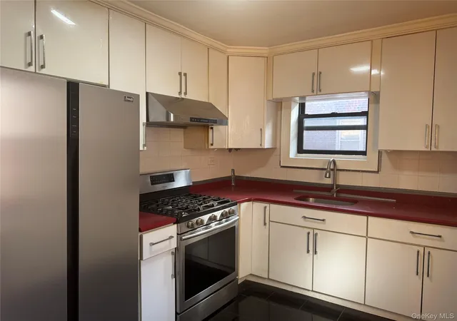 1st image of 14336 Barclay Ave #5H, Flushing, NY 11355 | MLS# 1013073