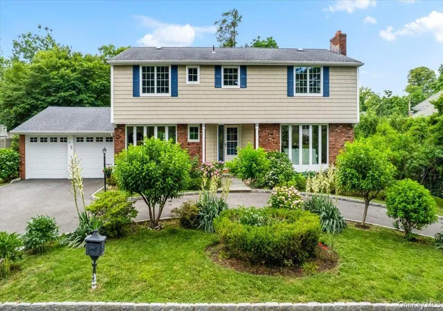 Homes for sale in New Rochelle, NY | 22 Potters Ln, New Rochelle, NY 10805 | MLS# 1013128