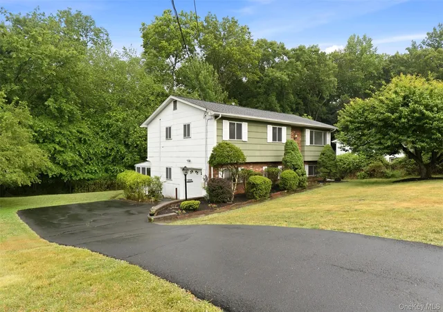 4th image of 223 Newport Ave, Tappan, NY 10983 | MLS# 1013143