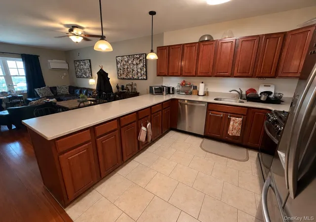 Listing Photo 5 - Condo for sale in building located at 138 Bch 92nd St, New York, NY 11693 - Unit #1A
