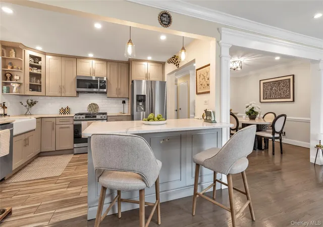 Photo 3 of Sale Pending at 15535 Huron St, Howard Beach, NY 11414 | MLS# 1013161 | Listing updated on 2026-07-02