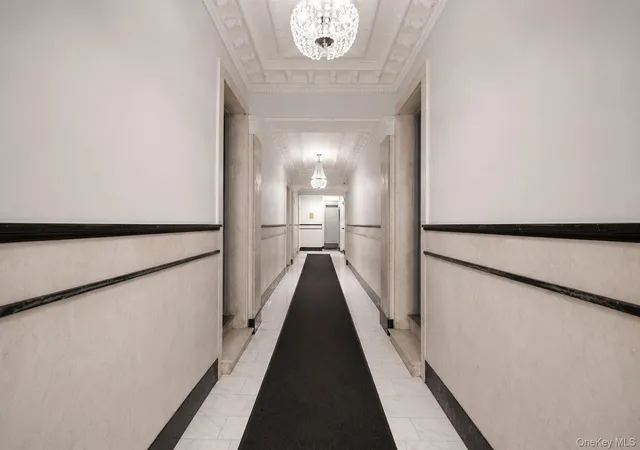 3rd image of 4-6 W 105Th St, New York, NY 10025
