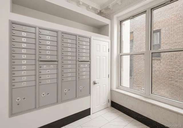 4th image of 4-6 W 105Th St, New York, NY 10025