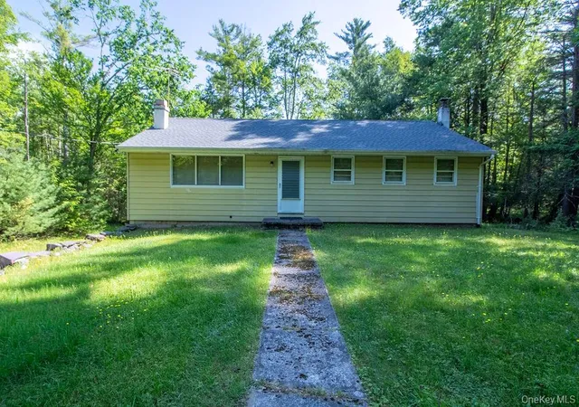 Homes for sale in Wawarsing, NY | 810 Ulster Heights Rd, Wawarsing, NY 12428 | MLS# 1013209