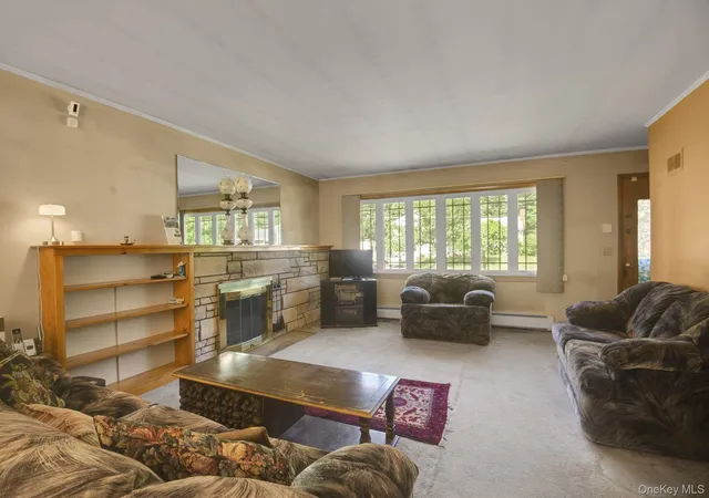 Homes for sale in Poughkeepsie (town), NY | 22 Greenvale Farms Rd, Poughkeepsie (town), NY 12603 | MLS# 1013214