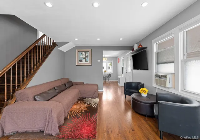 2nd image of 116 Sigsbee Ave, North Hempstead, NY 11507 | MLS# 1013229