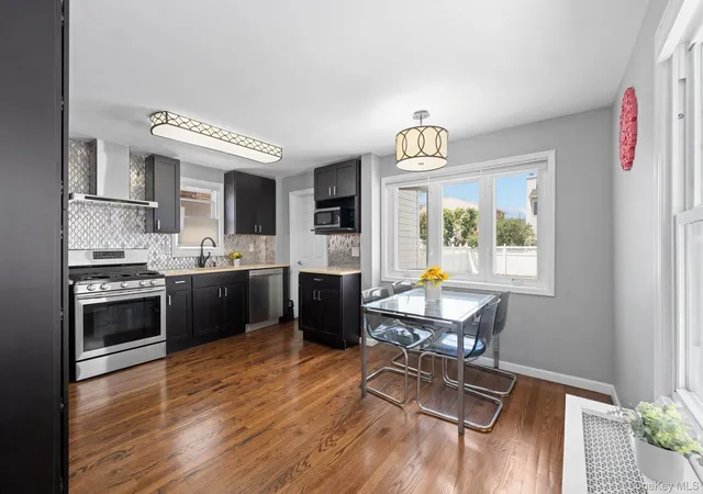 4th image of 116 Sigsbee Ave, North Hempstead, NY 11507 | MLS# 1013229