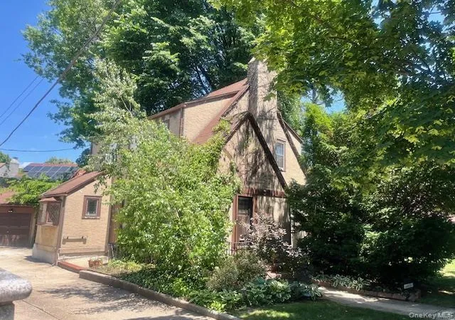 Photo 1 of Sale Pending at 11515 Babbage St, Richmond Hill, NY 11418 | MLS# 1013230 | Listing updated on 2026-08-16