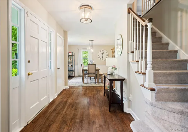 2nd image of 14 Briarwood Ln, Pleasantville, NY 10570 | MLS# 1013231