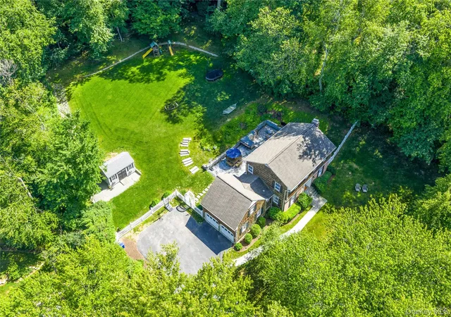 44th image of 14 Briarwood Ln, Pleasantville, NY 10570 | MLS# 1013231