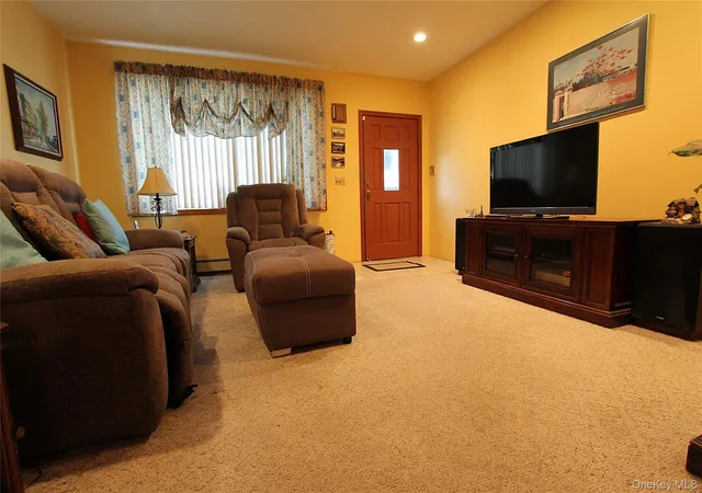 Photo 4 of Single family home for sale at 72-19 66th Road, New York, NY 11379 | MLS# 1013232 | Listing updated on 2026-10-24