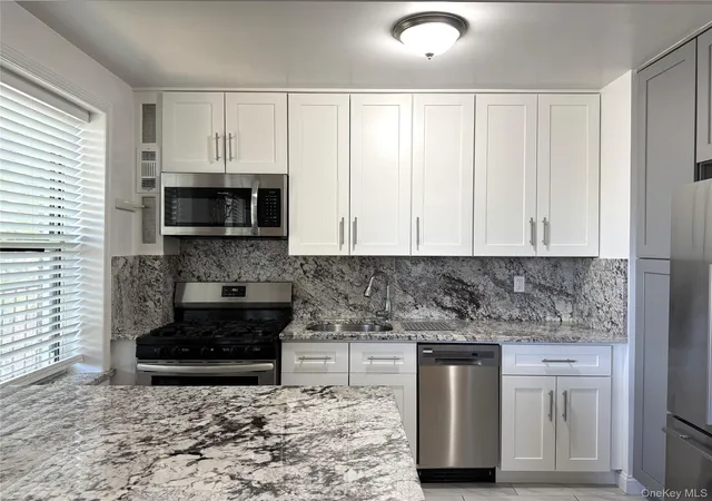 Photo 3 of Sale Pending at 141-35 79th Avenue #3M, Flushing, NY 11367 | MLS# 1013243 | Listing updated on 2026-07-15