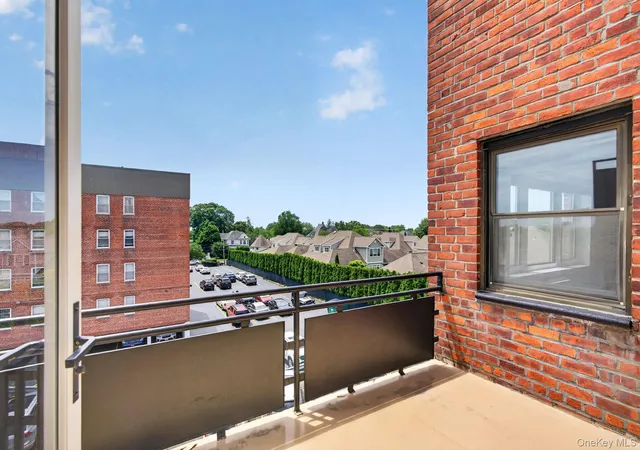 5th image of 175 Archer St #4A, Hempstead, NY 11520 | MLS# 1013249