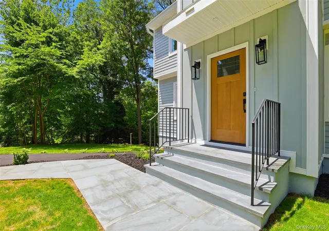 Photo 2 of Single family home for sale at 42 Euclid Ave, Greenburgh, NY 10502 | MLS# 1013250 | Listing updated on 2026-09-16