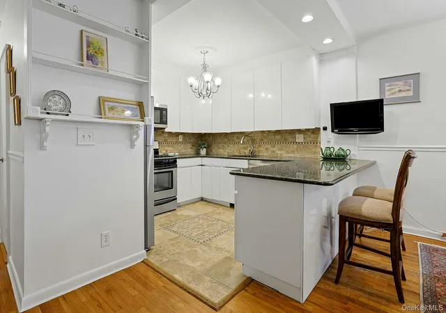 5th image of 1255 North Ave #B-4j, New Rochelle, NY 10804 | MLS# 1013253