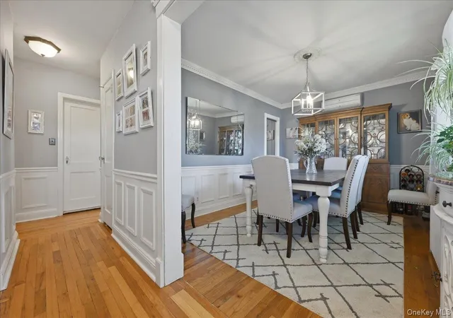4th image of 656 5Th Ave, New Hyde Park, NY 11040 | MLS# 1013254
