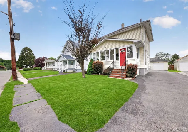 Photo 3 of Single family home for sale at 11 Columbia Ave, Middletown, NY 10940 | MLS# 1013260 | Listing updated on 2026-08-20