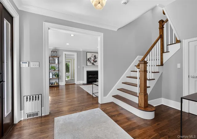 3rd image of 12 Drake Rd, Scarsdale, NY 10583 | MLS# 1013274