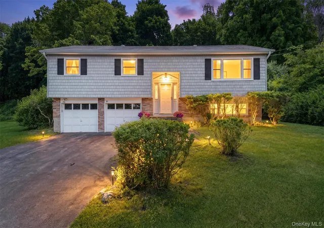 Homes for sale in Yorktown, NY | 1753 Highbrook St, Yorktown, NY 10598 | MLS# 1013280