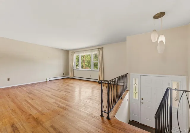 Homes for sale in Yorktown, NY | 1753 Highbrook St, Yorktown, NY 10598 | MLS# 1013280
